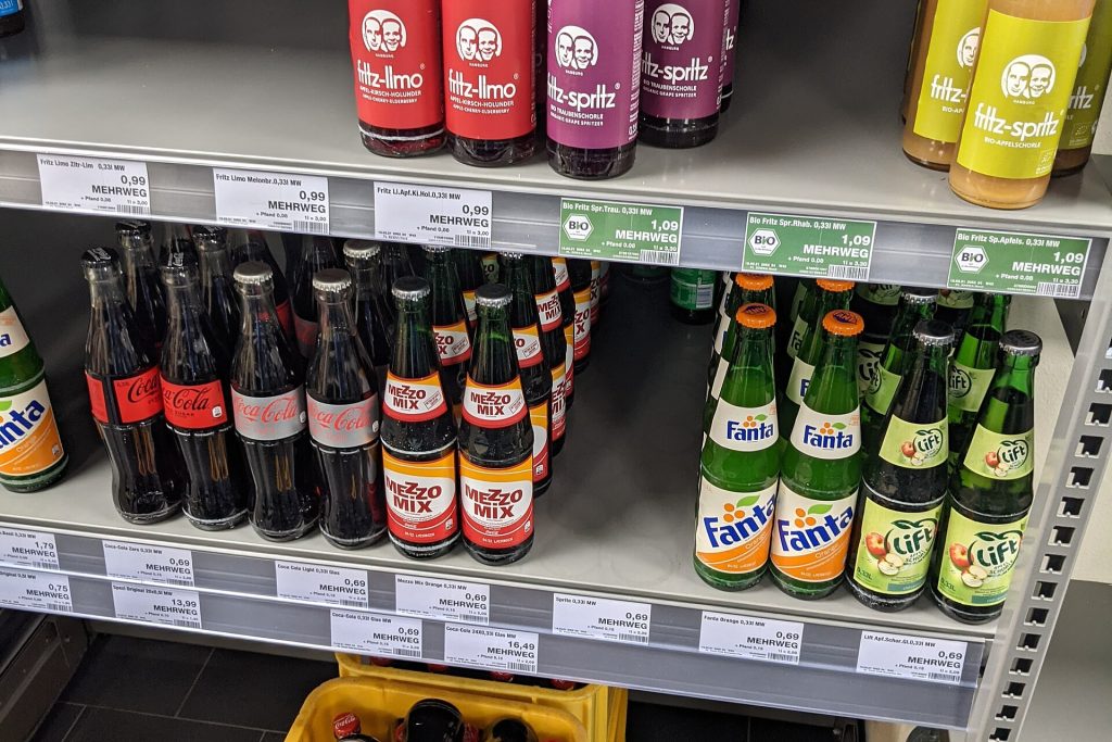 Nine in Ten Critical Papers on Ultra-Processed Definition Linked to Industry, Analysis Shows Supermarket shelves with packaged foods and nutrition labels